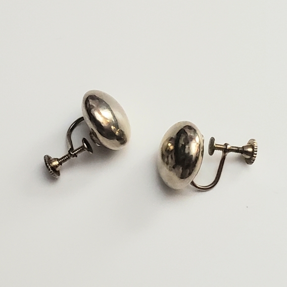 Silver Button Screw Back Earrrings Vintage - Picture 5 of 7